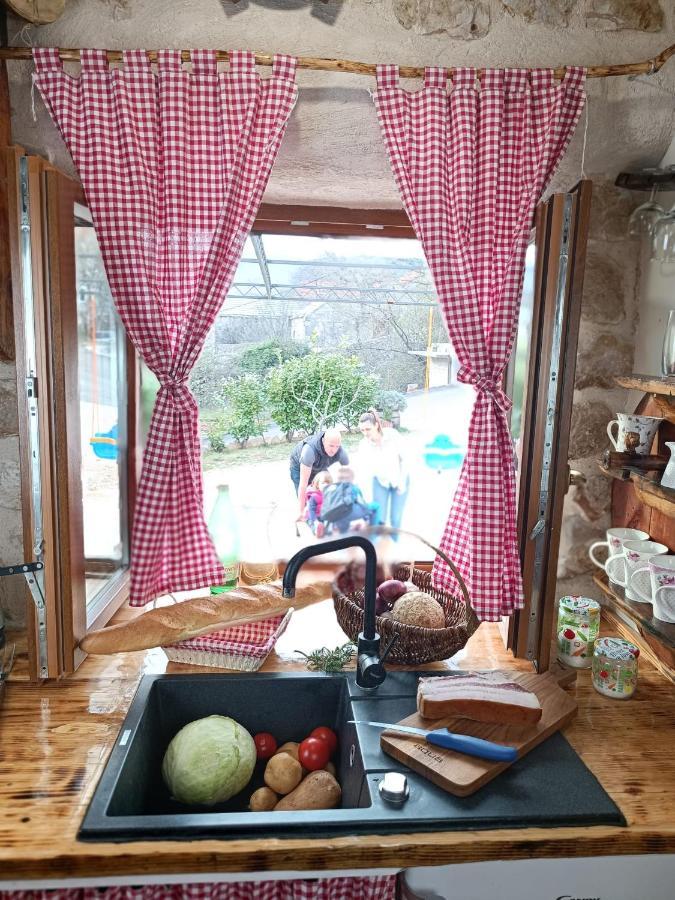 The Old Stable 1861 Villa Imotski Buitenkant foto