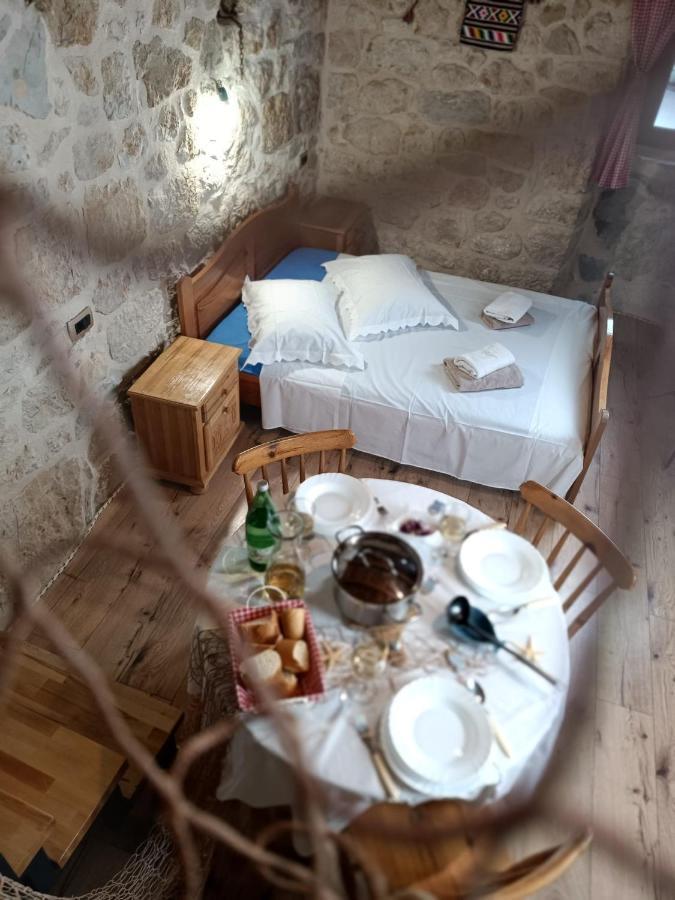 The Old Stable 1861 Villa Imotski Buitenkant foto